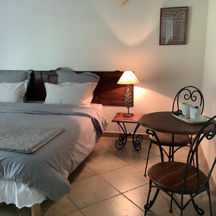 Jardin D'Antan Bed & Breakfast Ansouis Dış mekan fotoğraf
