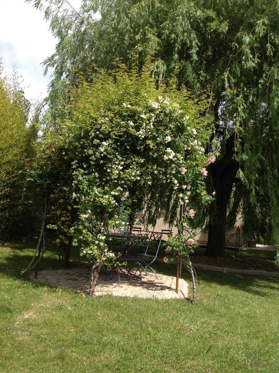 Jardin D'Antan Bed & Breakfast Ansouis Dış mekan fotoğraf