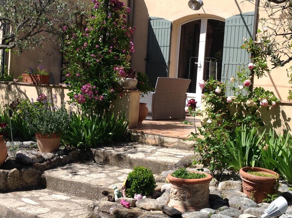 Jardin D'Antan Bed & Breakfast Ansouis Dış mekan fotoğraf